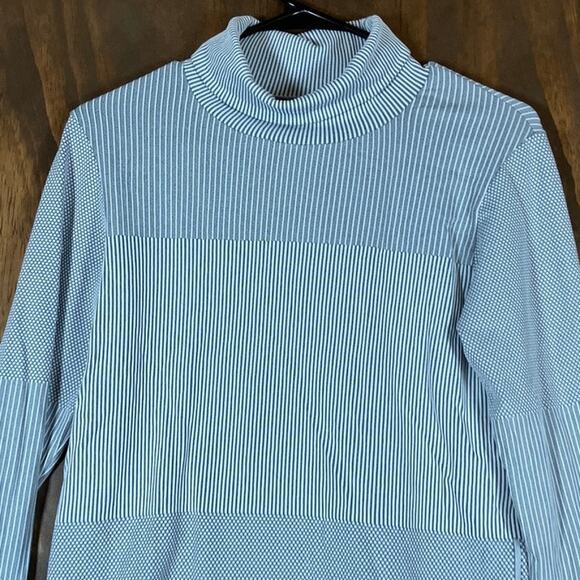 Athleta Womens Shirt White Flurry Base Layer Striped Turtleneck Stretch Medium - Picture 2 of 11